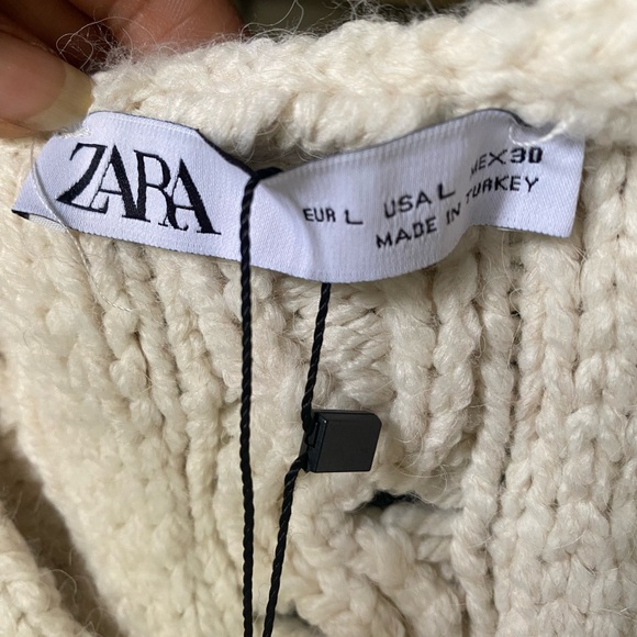NWT Zara Cable Knit Chunky Sweater - Picture 7 of 9